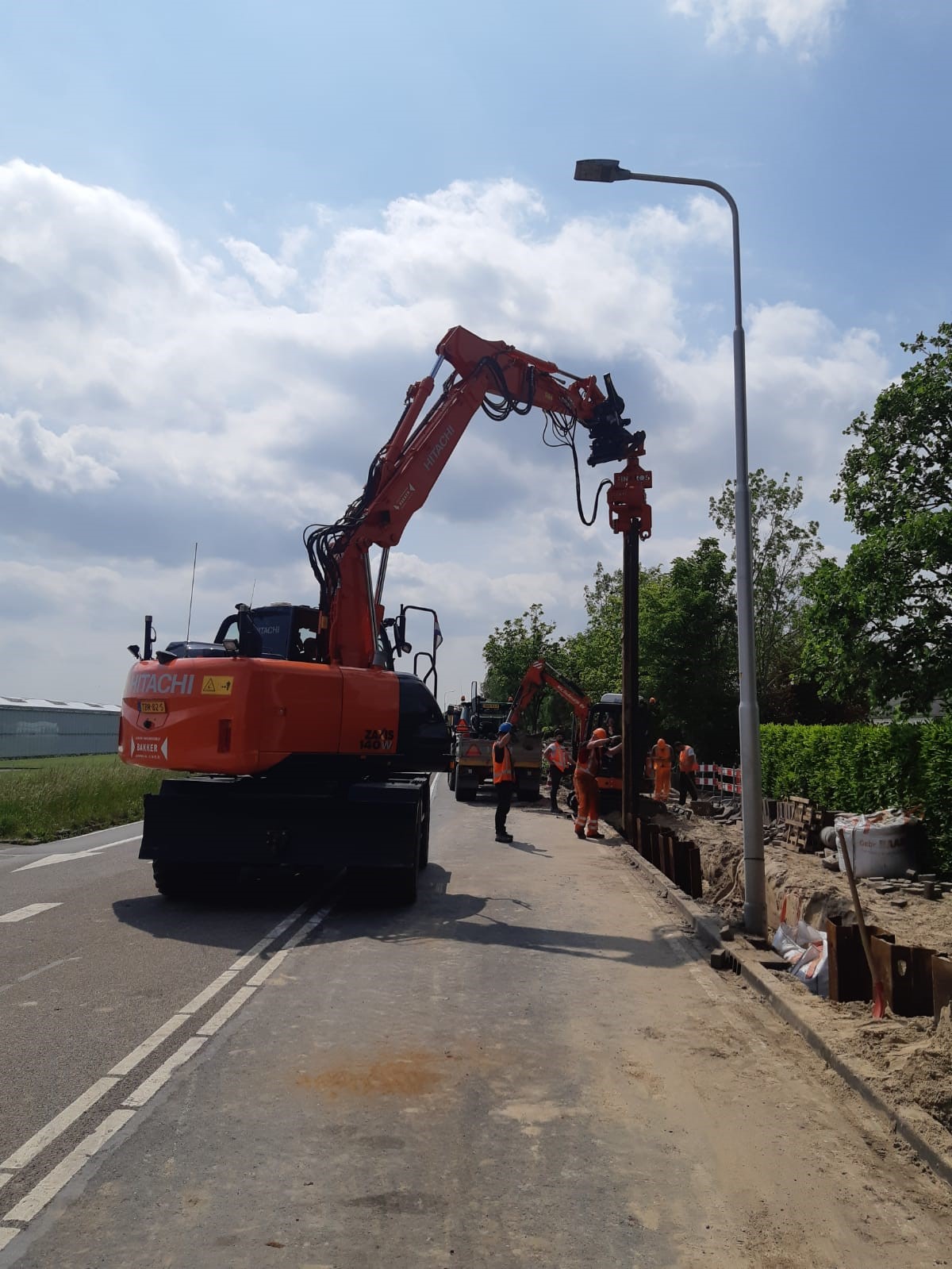 振动打桩机用减振器是什么？其作用是什么？